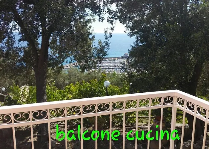 Casa Melograno Finale Ligure