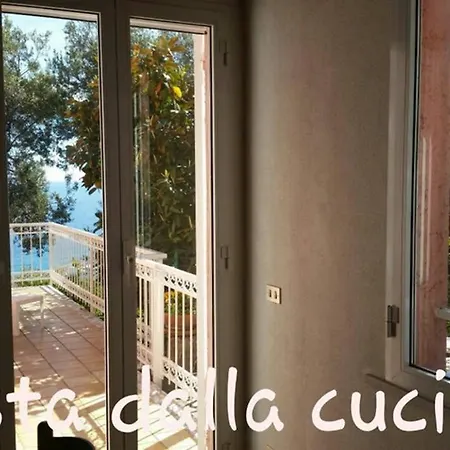Casa Melograno Finale Ligure