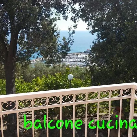 Casa Melograno Finale Ligure
