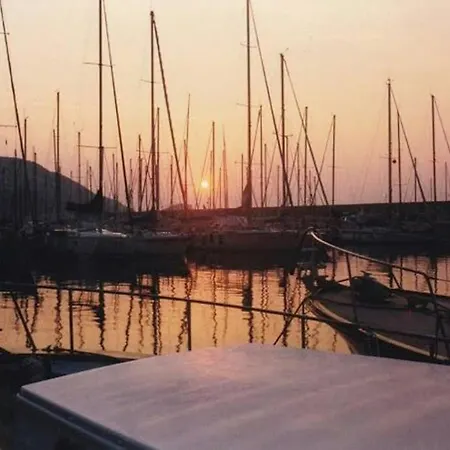 Casa Melograno * 菲纳莱利古雷