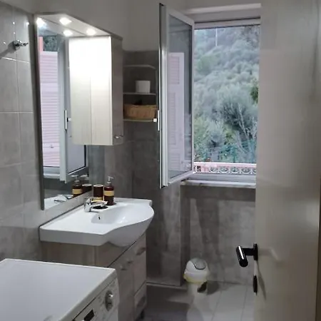 Casa Melograno 度假居 菲纳莱利古雷