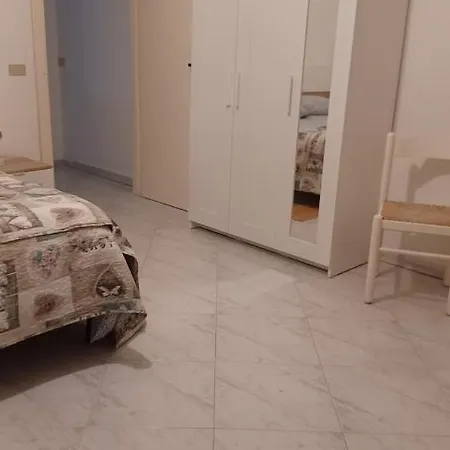 Casa Melograno 度假居 菲纳莱利古雷